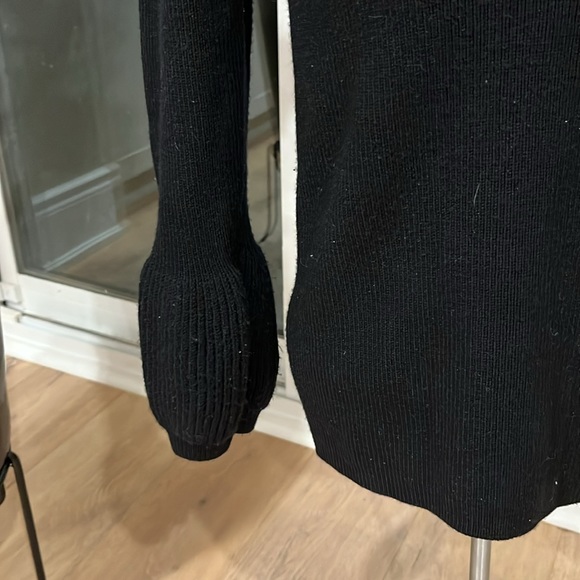 💕🎉 HOST PICzk🎉💕 VGUC vintage Burberry merino wool sweater - Picture 3 of 9